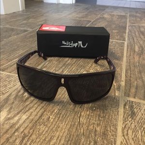 Purple Quiksilver Sun Glasses